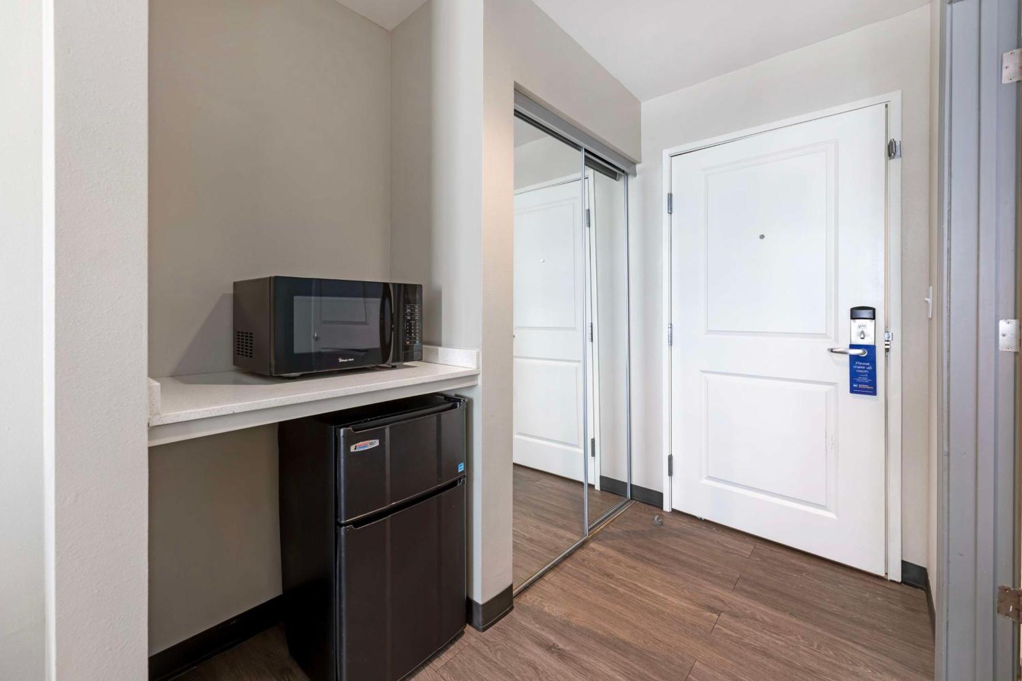 Best Western Plus Executive Residency Marion Exterior photo